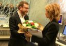 Il ministro Provenzano ha portato i fiori di Salvini a Lilli Gruber