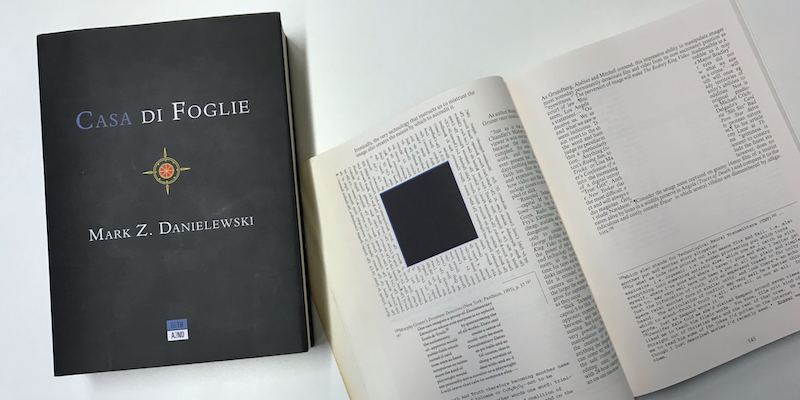 Un libro introvabile (e molto particolare) è tornato in libreria