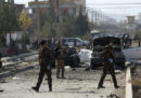 Almeno sette persone, di cui quattro straniere, sono state uccise in un attentato a Kabul, in Afghanistan