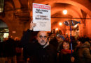 La protesta a Modena contro Salvini