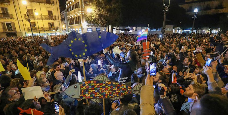 La manifestazione di Palermo il 22 novembre 2019 (ANSA/IGOR PETYX)