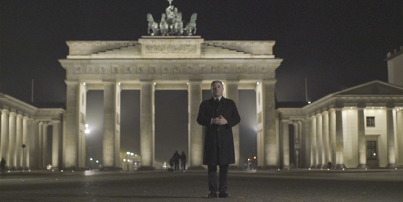 Ezio Mauro, in "1989 - Cronache dal Muro di Berlino"