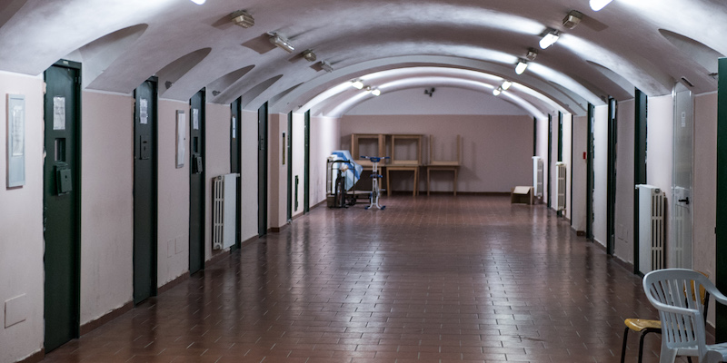 Il seminterrato del carcere di San Vittore, a Milano (Piero Cruciatti / LaPresse)