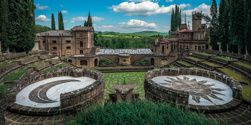 Veduta della Scarzuola di Tomaso Buzzi, in Umbria (Giunti)