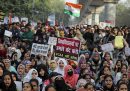 In India sono morte almeno 20 persone in dieci giorni di proteste contro una nuova legge sulla cittadinanza ritenuta discriminatoria