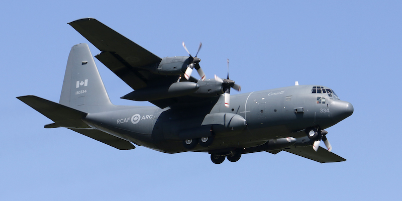 Un aereo di trasporto militare C-130 Hercules – lo stesso modello di quello cileno scomparso il 9 dicembre 2019 – canadese (Larry MacDougal via AP)