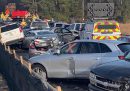 Le foto dell'incidente tra sessanta auto su un'autostrada in Virginia