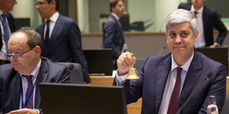 Il presidente dell'Eurogruppo e ministro delle Finanze portoghese Mario Centeno (AP Photo/Virginia Mayo)