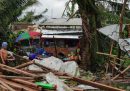 Nelle Filippine centrali decine di migliaia di persone hanno dovuto lasciare le loro case a causa del tifone Phanfone