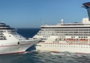 Il video dello scontro tra due grandi navi da crociera in Messico