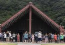 Il numero delle persone morte nell'eruzione del vulcano in Nuova Zelanda è salito a 17