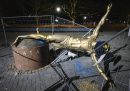 Qualcuno ha abbattuto la statua di Ibrahimovic a Malmö