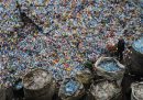 La Cina vieterà gran parte della plastica monouso entro il 2025