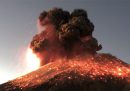 La spettacolare eruzione del vulcano Popocatépetl, in Messico