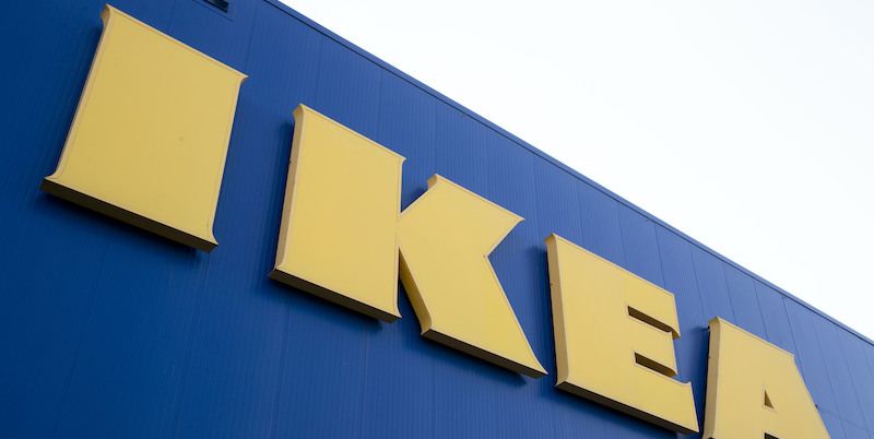 IKEA pagherà 46 milioni di dollari di risarcimento ai genitori di un bambino morto dopo essere stato schiacciato da una cassettiera