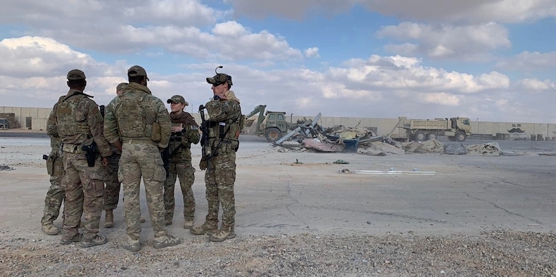 Soldati americani alla base Ain al-Asad ad Anbar, in Iraq (AP Photo/Ali Abdul Hassan)