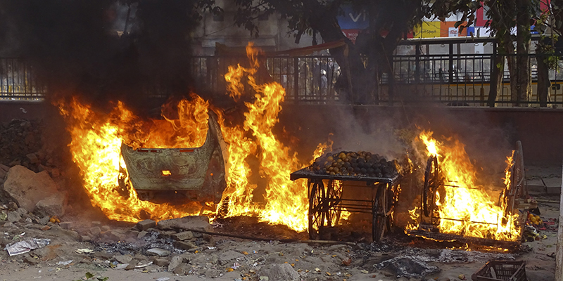 Proteste a Nuova Delhi, India, 24 febbraio 2020 (AP Photo/Dinesh Joshi)