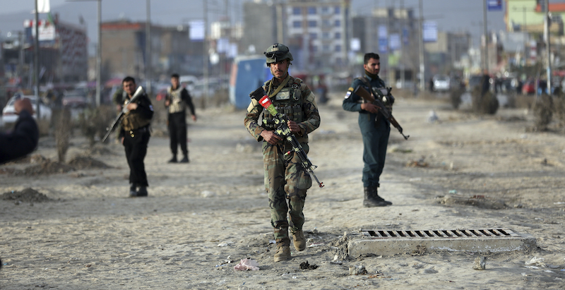Soldati afghani a Kabul (AP Photo/Rahmat Gul)