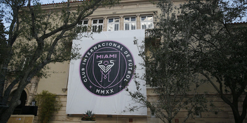 Lo stemma dell'Inter Miami (AP Photo/Brynn Anderson)