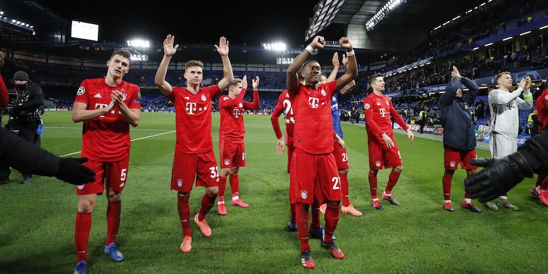 I giocatori del Bayern dopo la vittoria in casa del Chelsea (AP Photo/Frank Augstein)