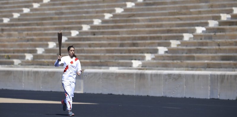 La fiamma olimpica è arrivata a Tokyo