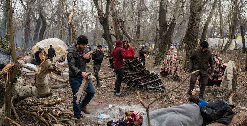 Migranti al confine tra Turchia e Grecia (Burak Kara/Getty Images)