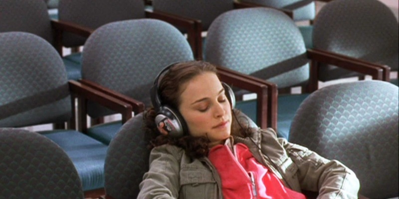 Natalie Portman in una scena del film La mia vita a Garden State (2004)