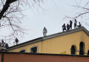 Alcuni detenuti sono saliti sul tetto del carcere San Vittore di Milano