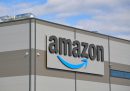 Un tribunale francese ha deciso che Amazon in Francia potrà consegnare solo beni essenziali
