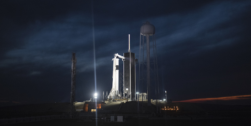 Il Falcon 9 con la capsula Crew Dragon lanciato da SpaceX verso la Stazione Spaziale Internazionale nel marzo del 2019. (NASA/Joel Kowsky)