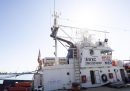 L'ONG Salvamento Marítimo Humanitario ha raggiunto una delle quattro imbarcazioni alla deriva da ieri nel Mediterraneo