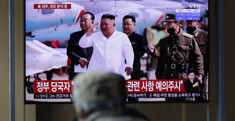 Un'immagine di archivio di Kim Jong-un mostrata il 21 aprile dalla televisione sudcoreana (AP Photo/Lee Jin-man)