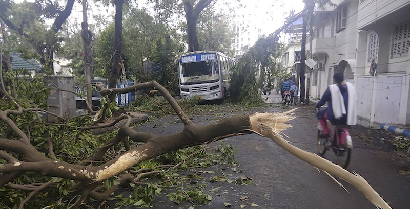 Il ciclone Amphan è arrivato a Calcutta