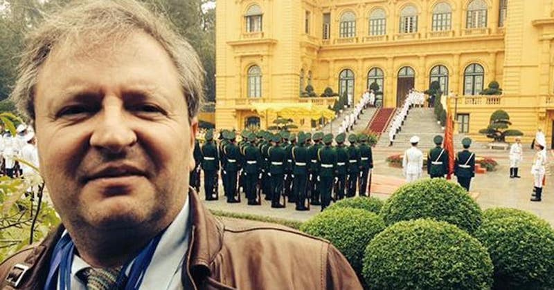 È morto Stefano Carrer, giornalista del Sole 24 Ore