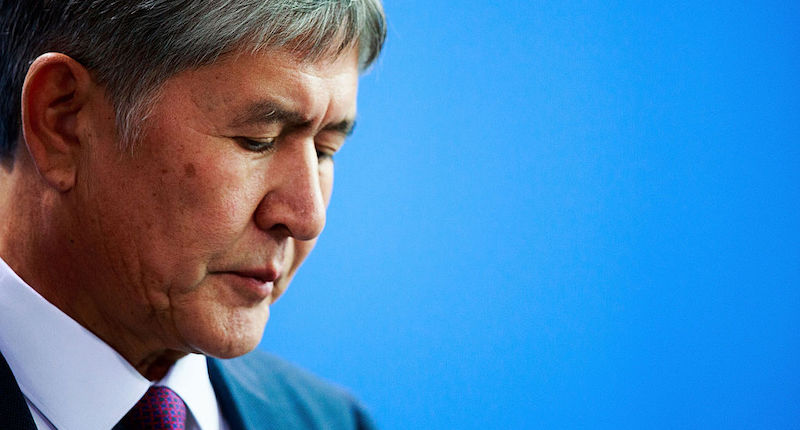 Almazbek Atambayev nel 2015 (Carsten Koall/Getty Images)