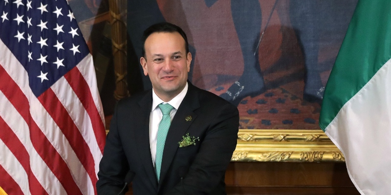 Il primo ministro irlandese Leo Varadkar durante una sua visita negli Stati Uniti, il 12 marzo del 2020 (Alex Wong/Getty Images)
