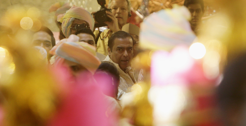 La faida dei fratelli Ambani, miliardari indiani
