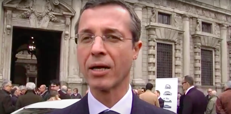 Paolo Massari, ex assessore all’Ambiente del comune di Milano, è stato arrestato con l’accusa di violenza sessuale