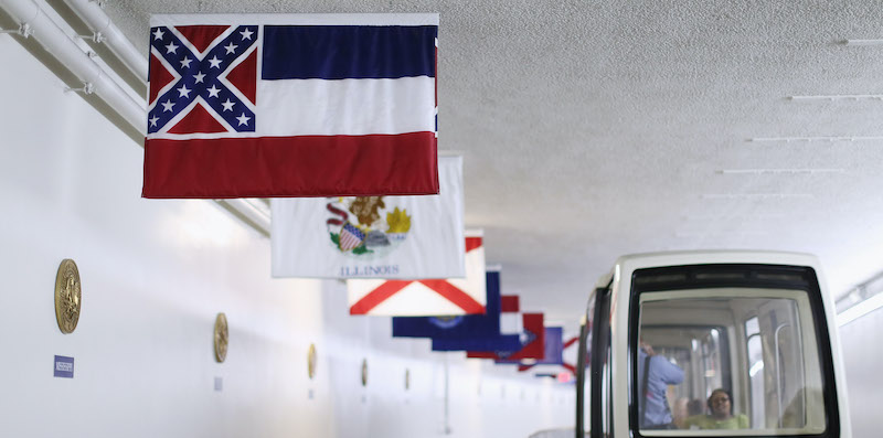 Il Mississippi toglierà la bandiera confederata dalla propria bandiera