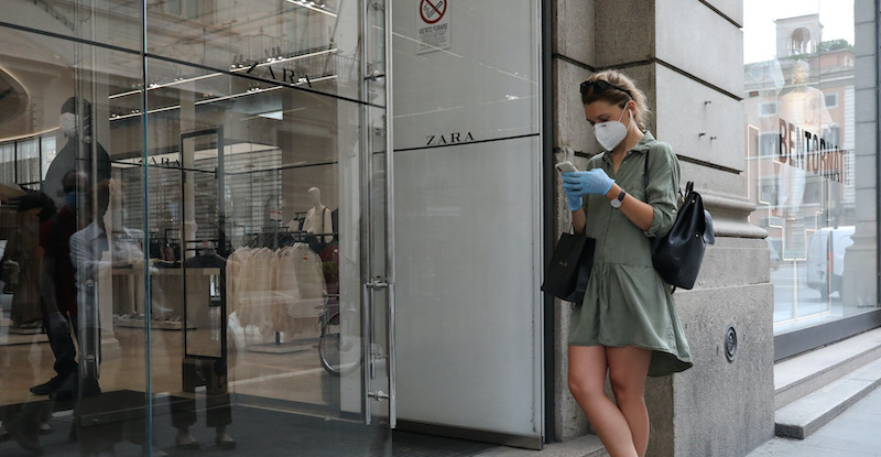 La società proprietaria di Zara ha annunciato la chiusura di 1.200 negozi in tutto il mondo