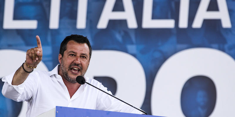 La frase razzista di Salvini sui rom