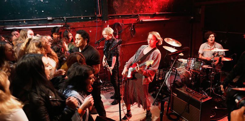 Un concerto degli SWMRS per la serie MTV "Wonderland" a Los Angeles, in California, il 27 ottobre 2016. (Photo by Mark Davis/Getty Images for MTV)