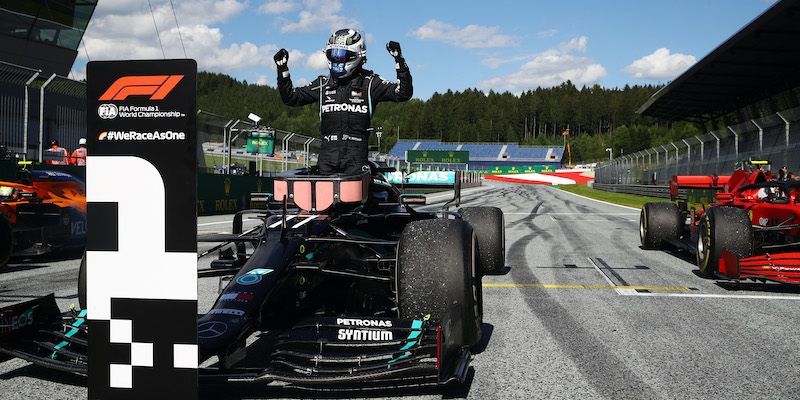 Valtteri Bottas dopo la vittoria del Gran Premio d'Austria (Mark Thompson/Getty Images)