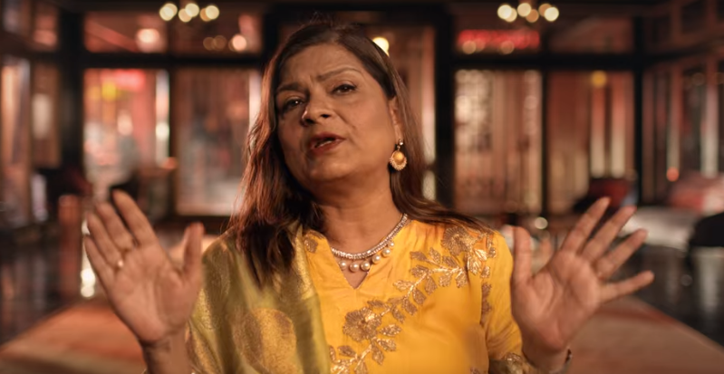 Sima Taparia, intermediaria matrimoniale di Indian Matchmaking (Netflix)