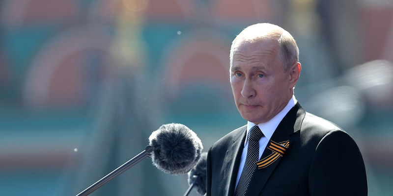 Con il 50 per cento delle schede scrutinate, i "sì" alle modifiche costituzionali volute da Putin sono oltre il 76 per cento