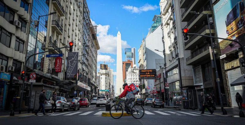 Avenida Corrientes di Buenos Aires, Argentina, il 24 luglio 2020 (Marcelo Endelli/Getty Images)