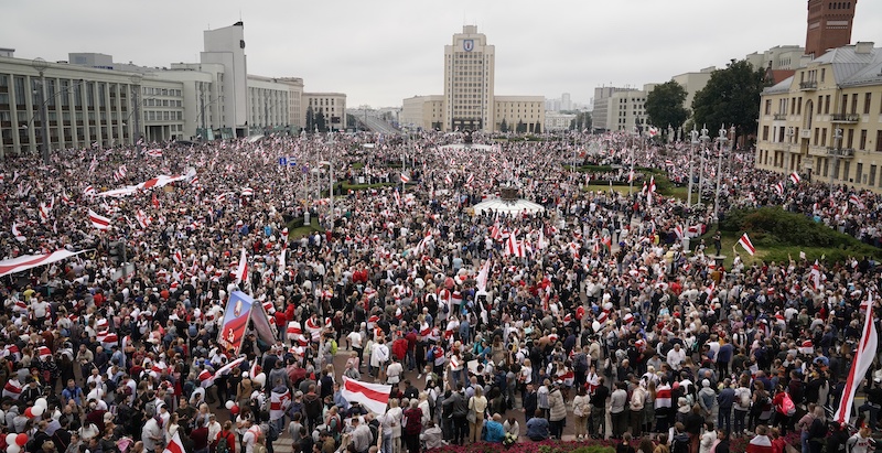 Un'altra enorme manifestazione in Bielorussia - Il Post