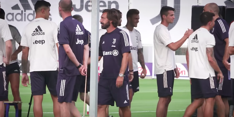 Andrea Pirlo al primo allenamento da allenatore della Juventus (Juventus)