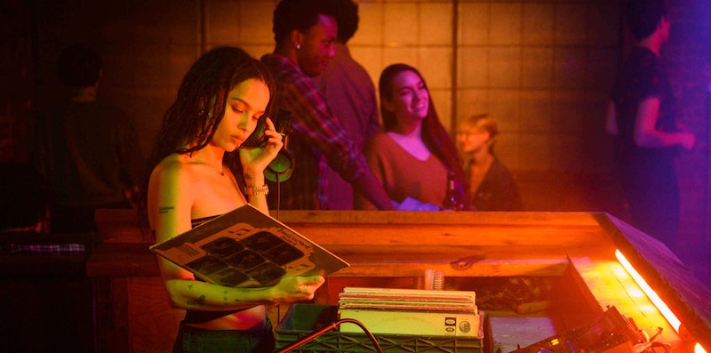 L'attrice Zoe Kravitz in una scena della serie tv "High Fidelity"