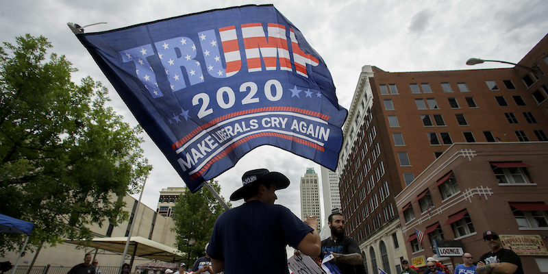 Sostenitori di Trump a Tulsa, Oklahoma. (AP Photo/Charlie Riedel, File)
